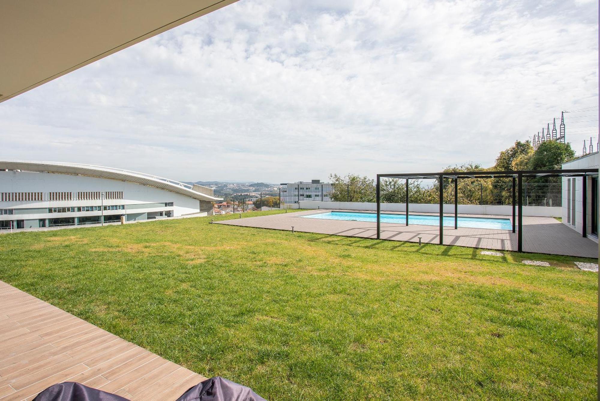 Апартаменты Liiiving In Porto - Dragao Pool View Экстерьер фото